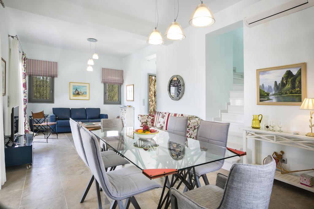 Afrodite Luxury Villa Svoronata Exteriör bild