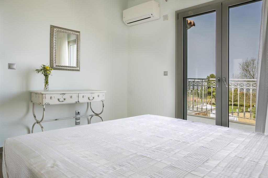 Afrodite Luxury Villa Svoronata Exteriör bild