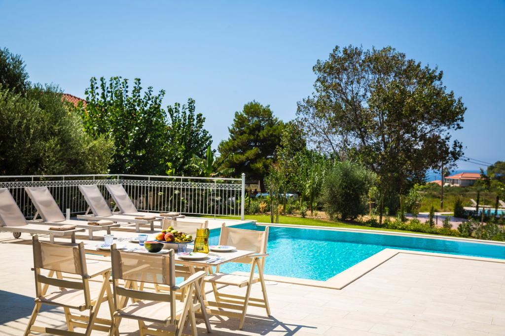 Afrodite Luxury Villa Svoronata Exteriör bild