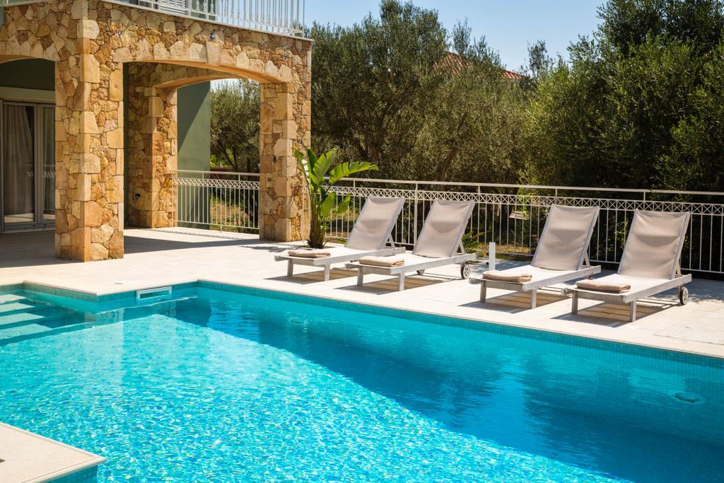 Afrodite Luxury Villa Svoronata Exteriör bild