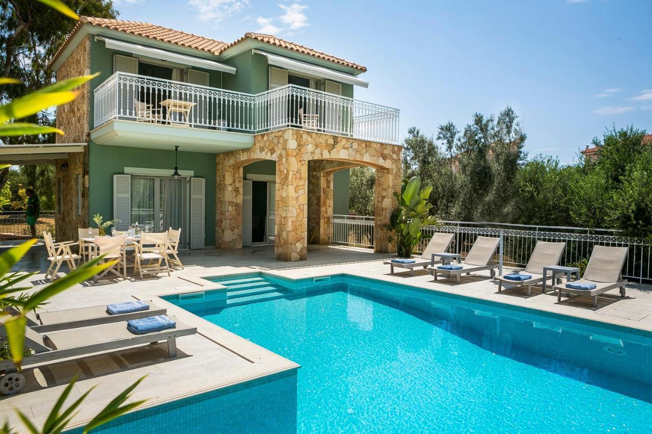 Afrodite Luxury Villa Svoronata Exteriör bild