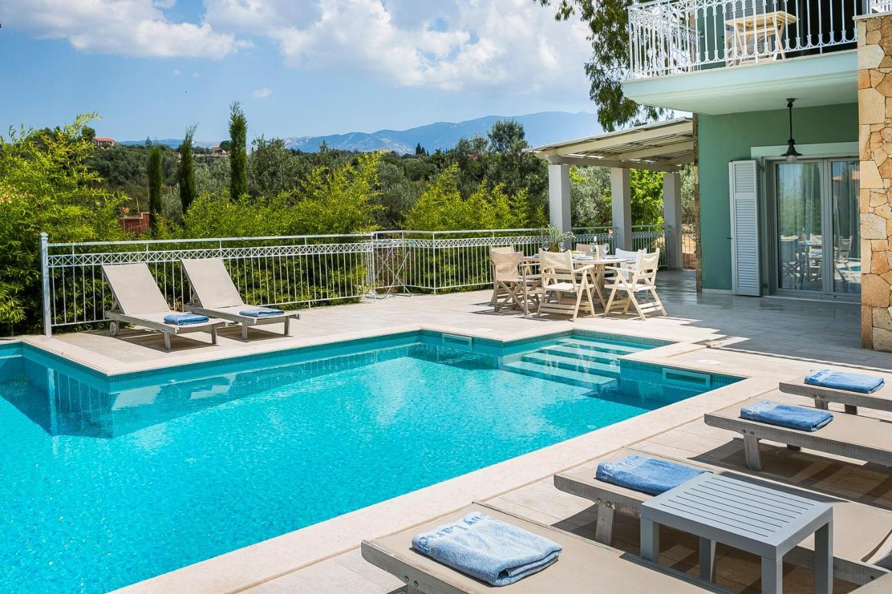 Afrodite Luxury Villa Svoronata Exteriör bild